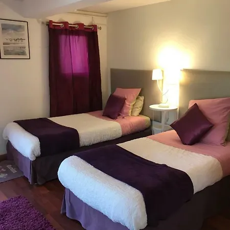 Oda ve Kahvaltı Le Jardin De La Cite 3*